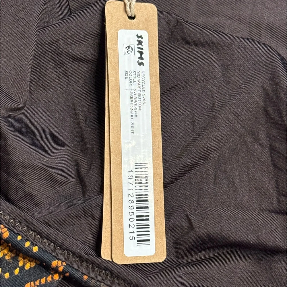 SKIMS SIGNATURE SWIM
MID WAIST BOTTOM - Picture 6 of 6